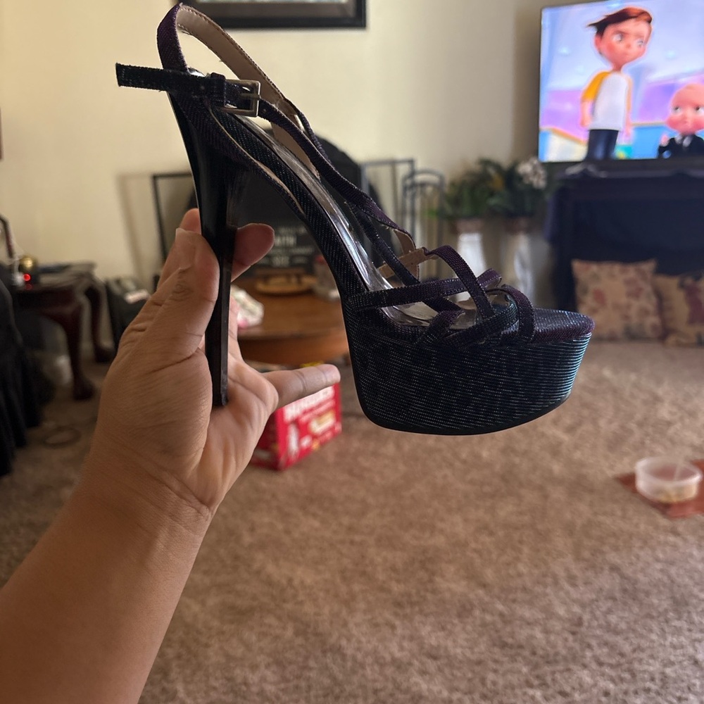 Chinese Laundry Purple and Black Cheetah Print Strappy Heels